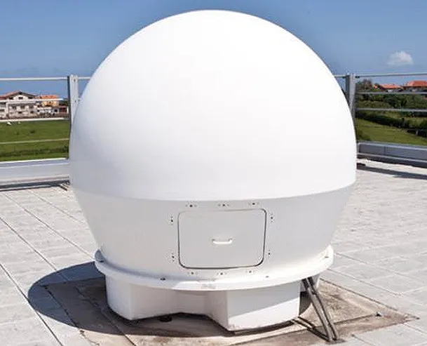 Instalación de experimentación para el desarrollo de sistemas GNSS de cálculo de orientación y la calibración de antenas
